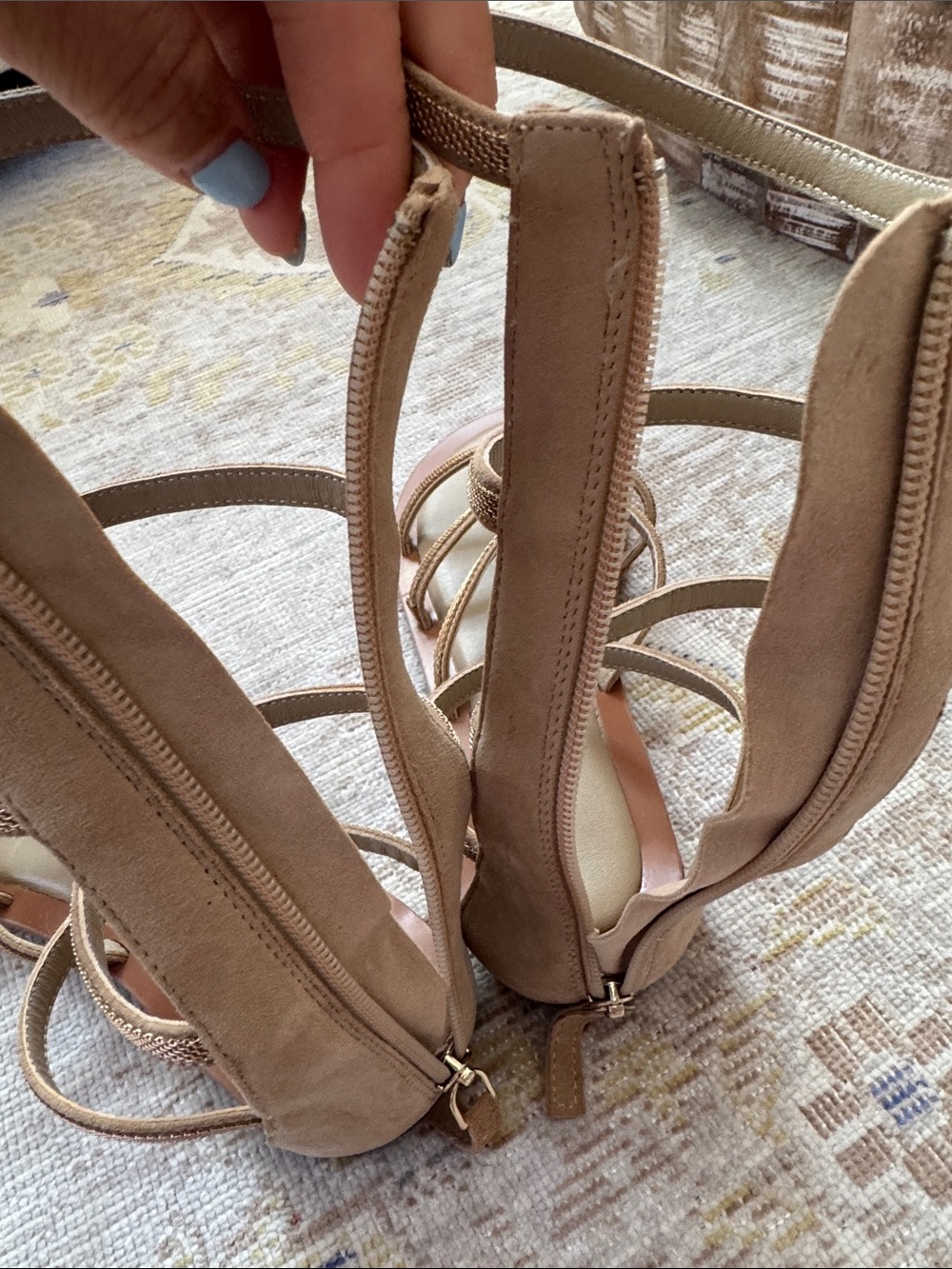 NEW Free People Theia Gladiator Neutral Gold Detail Leather Sandals 8.5 - Picture 10 of 10